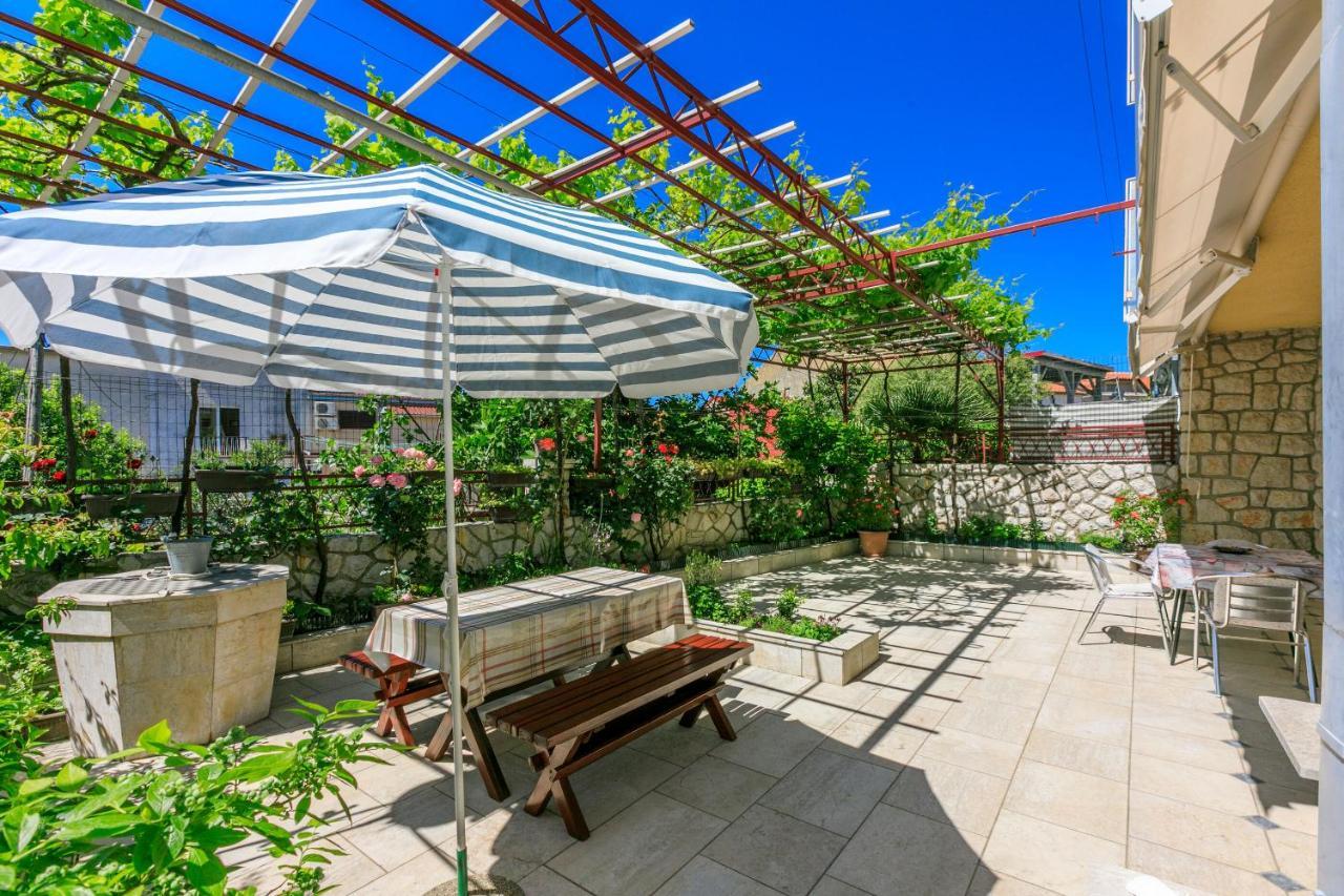 Apartments Mirena Криквеница Екстериор снимка