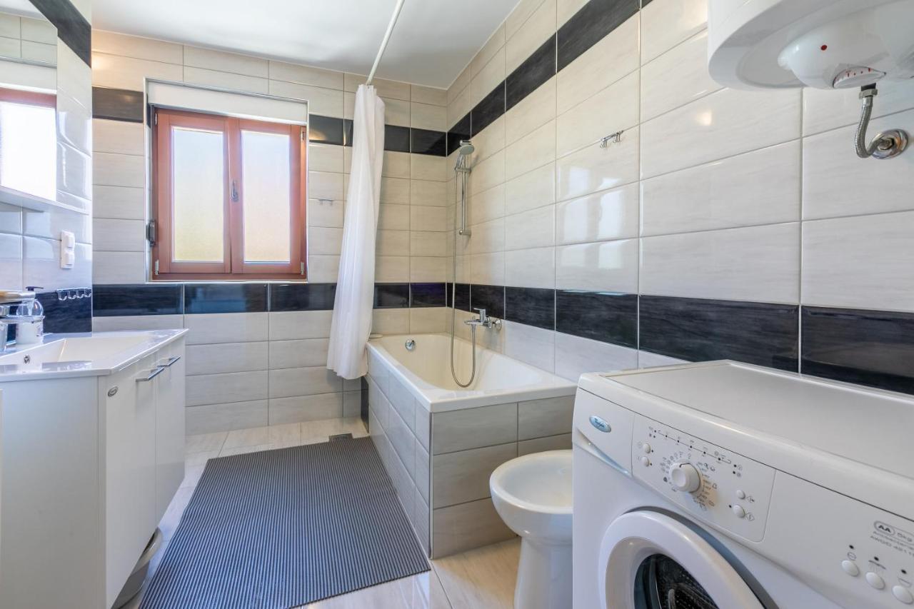 Apartments Mirena Криквеница Екстериор снимка