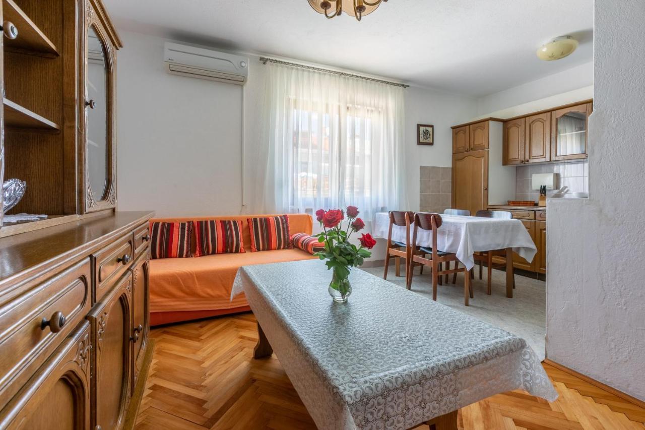 Apartments Mirena Криквеница Екстериор снимка
