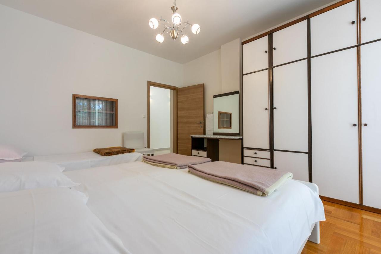 Apartments Mirena Криквеница Екстериор снимка